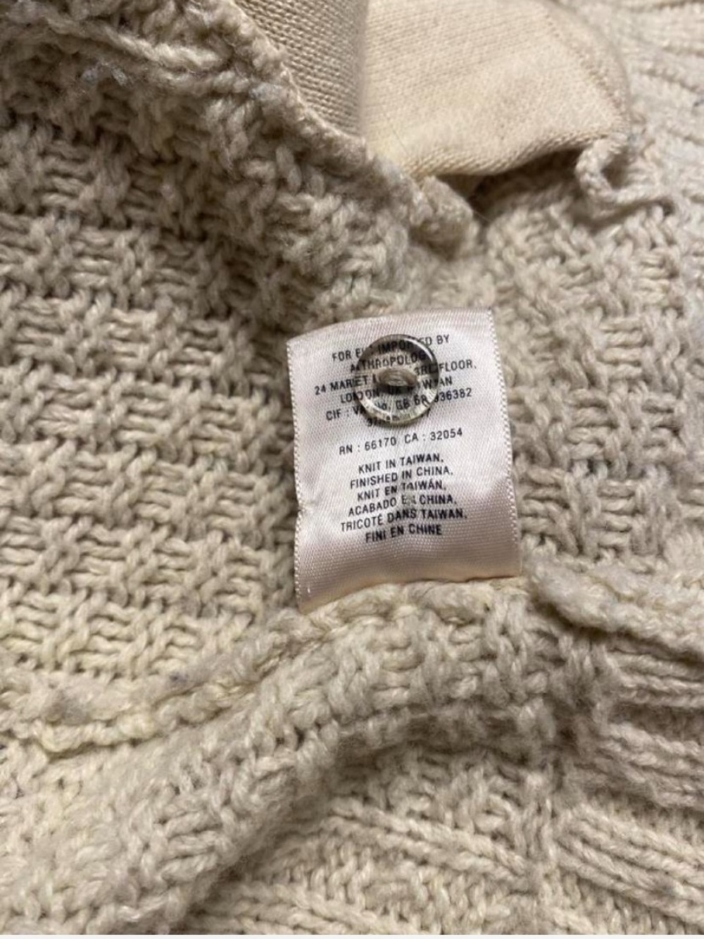 RARE! Anthropology “Far Away From Close” Embroidered Cardigan - Picture 8 of 9